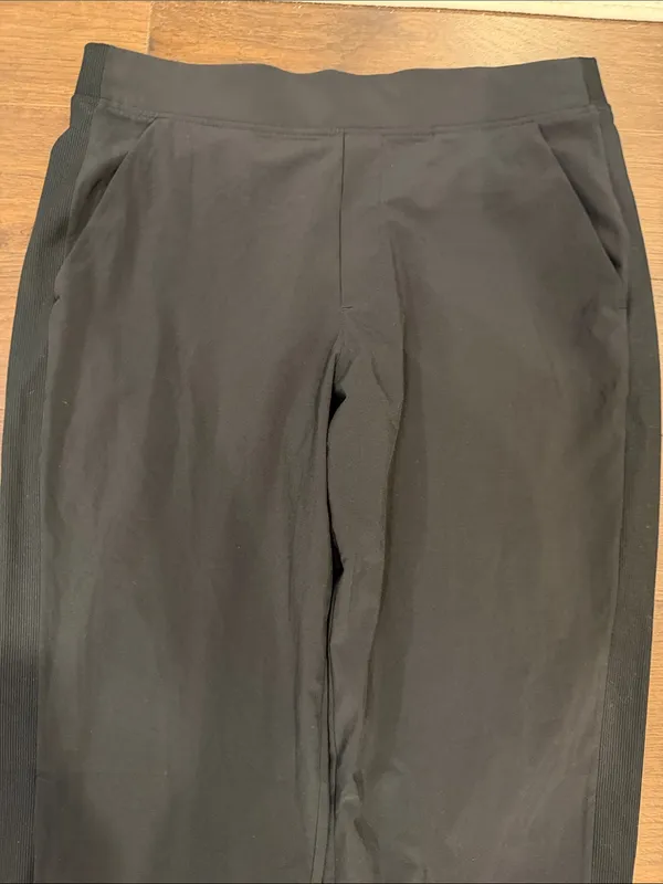 Athleta Brooklyn Mid Rise Ankle Pant Size 12 in Black - C30-100 - Image 2