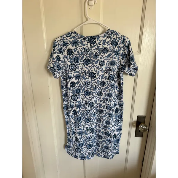 Vera Bradley blue floral scroll night shirt dress size small - Image 6