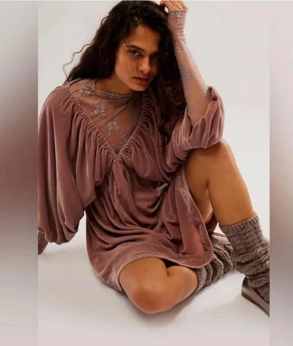 NEW FREE PEOPLE Portia Velvet Mini In Winter Bloom Size Medium - Image 2