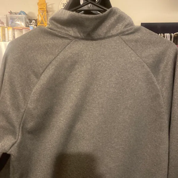 Nike Dri-Fit Sweatshirt - Image 2