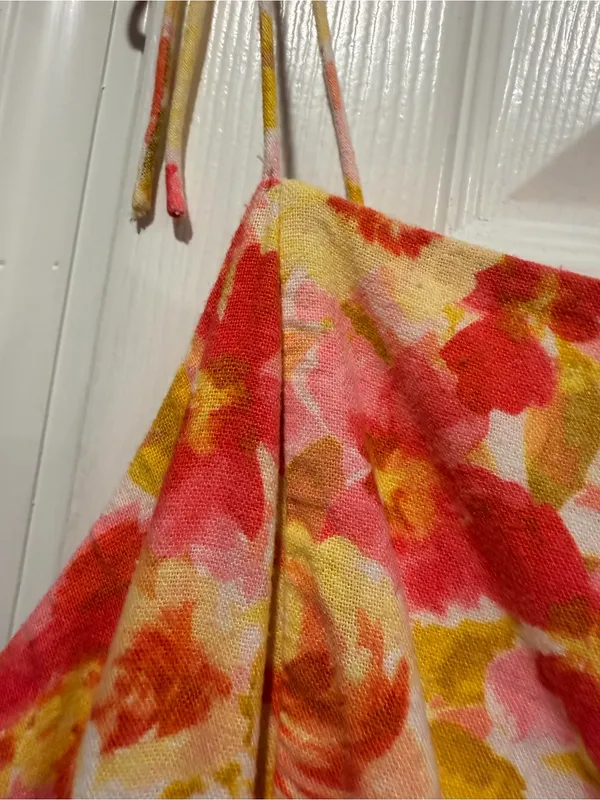 Old Navy Size XL Floral Linen Blend Smocked Back Adjustable Strap Mini Dress - Image 2