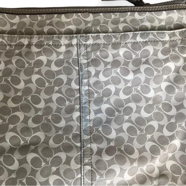 Coach Gray and White Crossbody Bag with Animal Print - Image 9