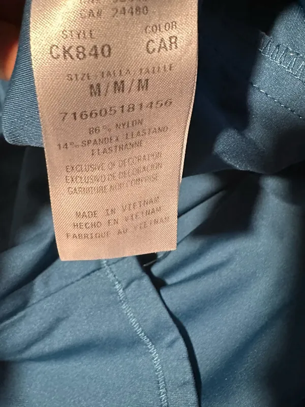 Cherokee women top scrub size medium - Image 7