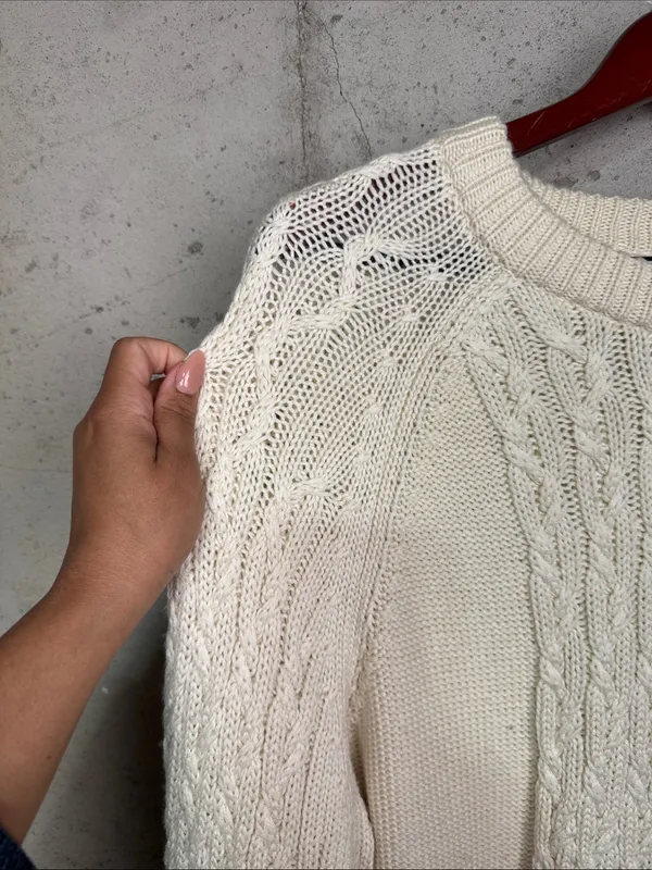 Tuckernuck Ivory Cable-Knit fisherman wool Crew neck Sweater sz L - Image 5