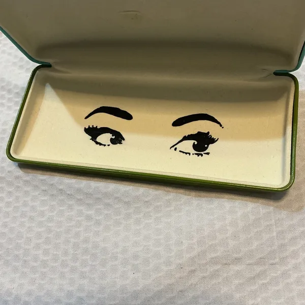 Kate Spade Aqua Eyeglass Holder - Image 2