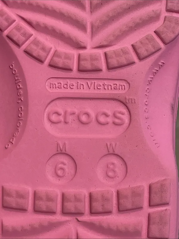 Crocs Baya Lined Clogs Pink Faux Fur Fleece Comfort Shoes Unisex W8 M6 - Image 2