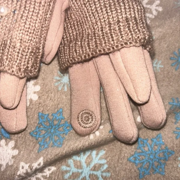 Charlotte Daniels Tech Touch Gloves - Image 2