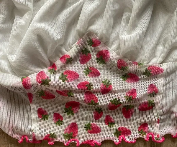 Peasant milkmaid strawberry ruffle open shoulder mesh crop top XS NEW - Image 3
