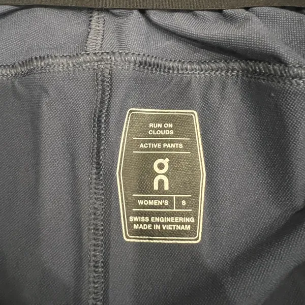 On Cloud Active Pants - Image 6