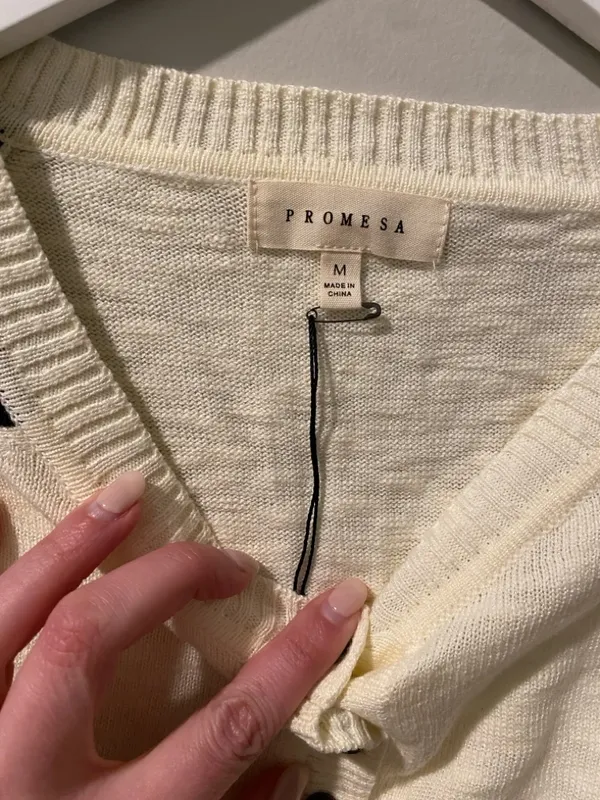 Prómesa Bases Loaded Colorblock Slub-Knit Henley Sweater Size Medium - Image 4