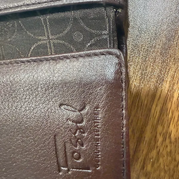 VTG Fossil Brown Buckle Leather Wallet with Stitching - Image 5