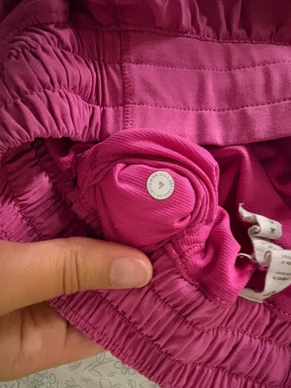 Lululemon 2.5" Hotty Hot - Image 6