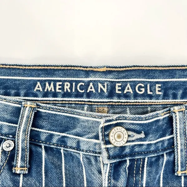 American Eagle Indigo Striped Hi‎ Rise Mom Jean Size 8 Blue NWT - Image 5