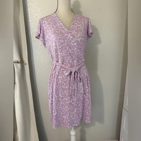Nine‎ West flutter sleeves wrap dress, Size Large - Image 2