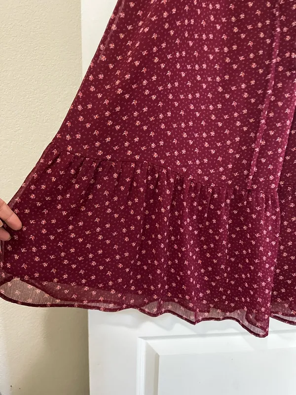 LOFT Flowy Chiffon Midi Dress Maroon Floral Ruffle cap Sleeve Sz M Fem Romantic - Image 3