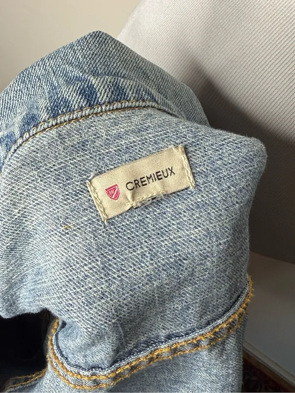 Cremieux Cropped Medium Wash Denim Jacket - Image 4