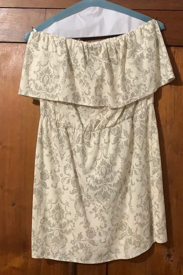 White With Grey Print Strapless Dress - Image 4