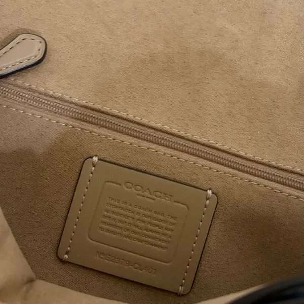 COACH Morgan CL461 Grey Mist Pebble Leather Shoulder Bag Silver Hardware - Image 11