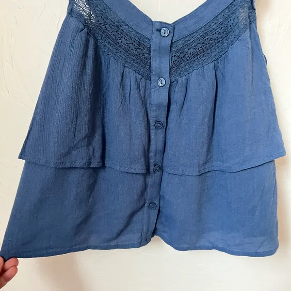 NWT American Eagle cropped blue ruffle top size M - Image 7