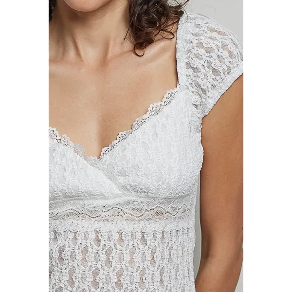 POL Sweetheart Neck Lace Short Sleeve Top - Medium - Image 5