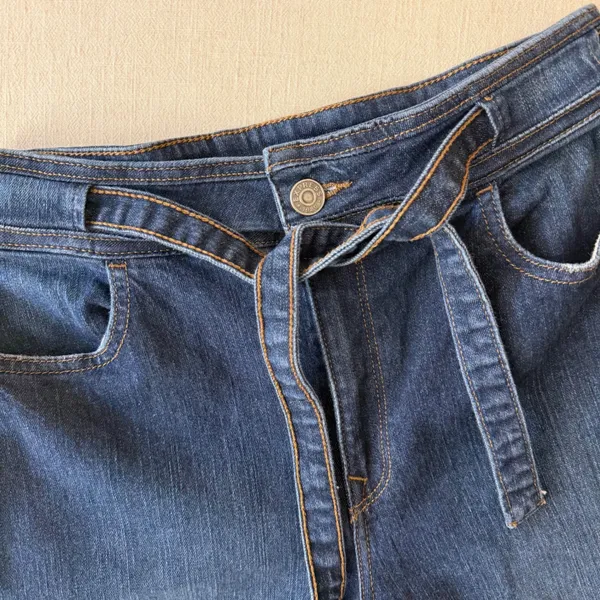 Express Wide Leg Super High Rise Belted Jeans 4R Dark Wash 70s Retro - Image 4