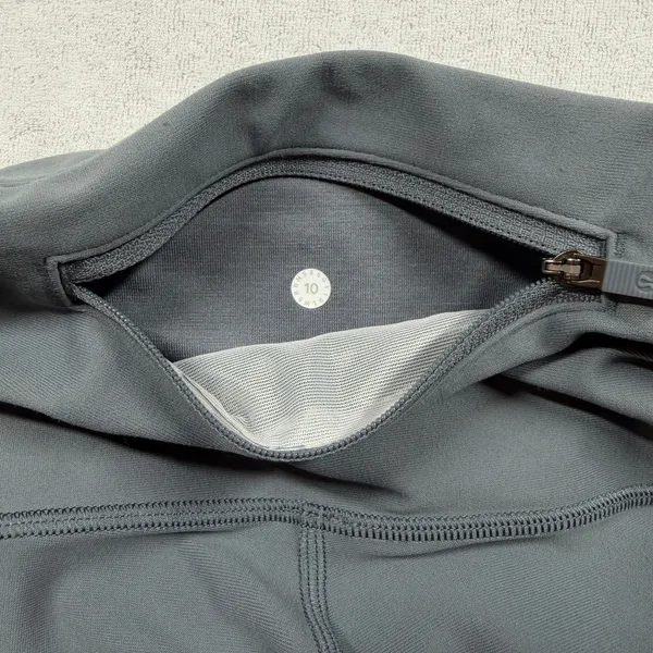 Lululemon Zoned In Tight Leggings Women’s Size 10 Blue Charcoal High Rise - Image 4