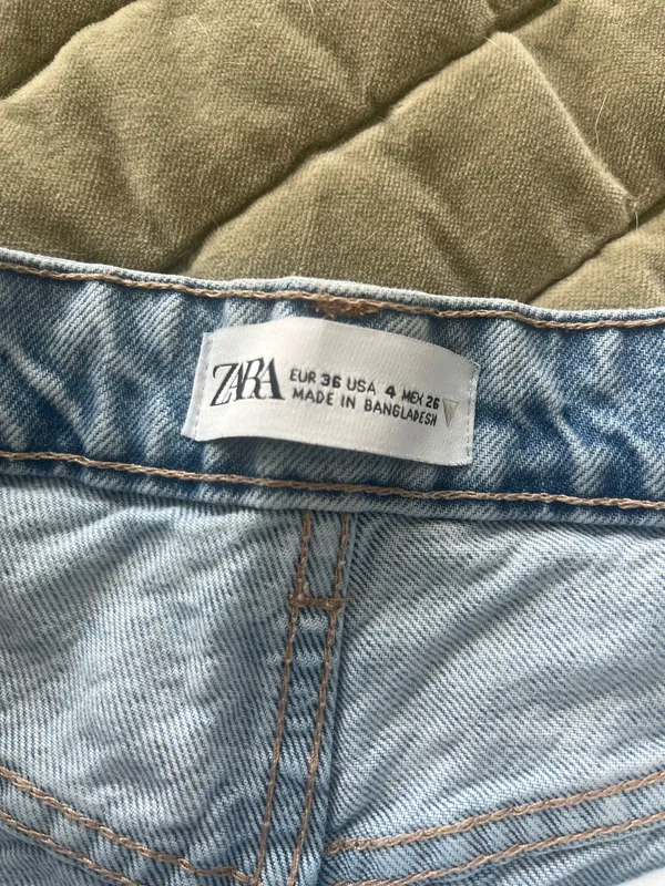 ZARA Light Wash High-Rise Shorts - Image 3