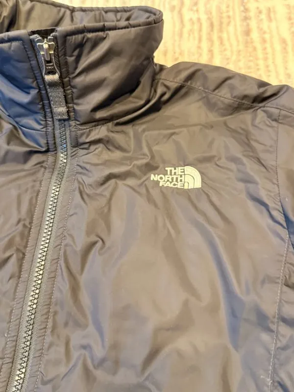 The North Face women's medium Black puffer coat - Image 3