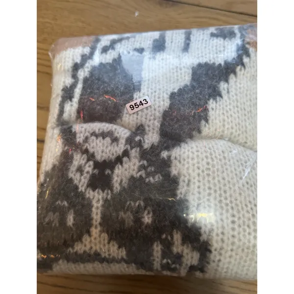 NWT Aerie Knit French Bulldog Sweater Women Size Medium Stretch Soft Fall Comfy - Image 12