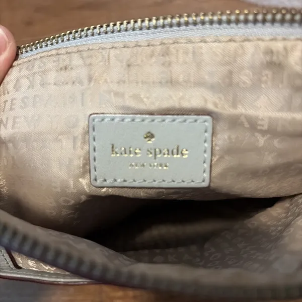 Kate‎ Spade Crossbody Bag Pebbled Leather Gray Zipper Flap Small Preppy Chic - Image 9