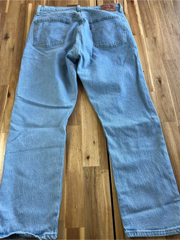 Levi’s 501 Original Fit Jeans W31 L26 Light Wash Button Fly Straight Leg - Image 8