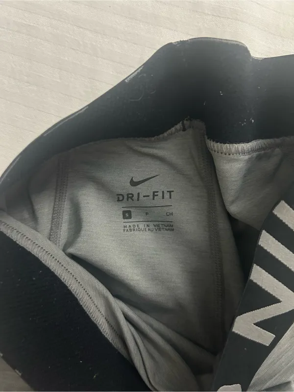 Nike Women's Grey Athletic Bike Shorts with Logo Waistband - Image 3
