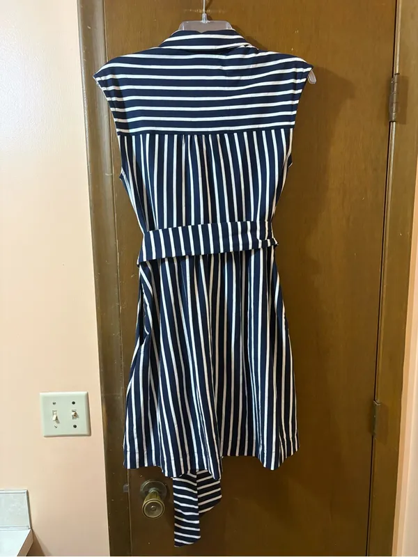 Boden Honor Short Sleeve Shirt Dress in Navy and White Stripe - Image 7