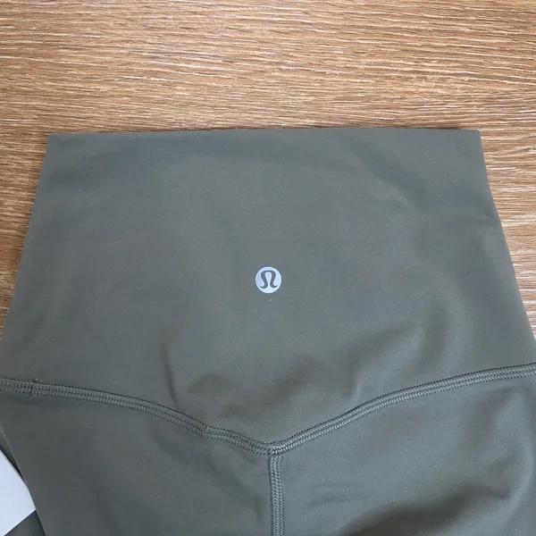 lululemon Align High-Rise Crop 23 Leggings Women 0 Army Green NWT Nulu Yoga - Image 5