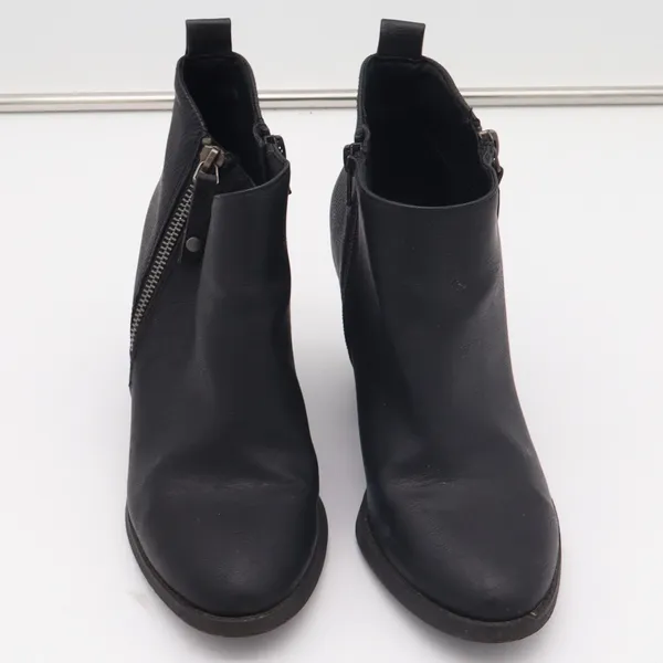 Universal Thread Ankle Boots Womens 7.5 Bootie Black Faux Leather Good - Image 3