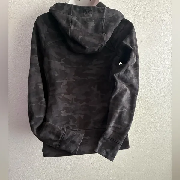 Lululemon Women's Scuba Hoodie Light Cotton Fleece Incognito Camo Gray 12 - Image 5