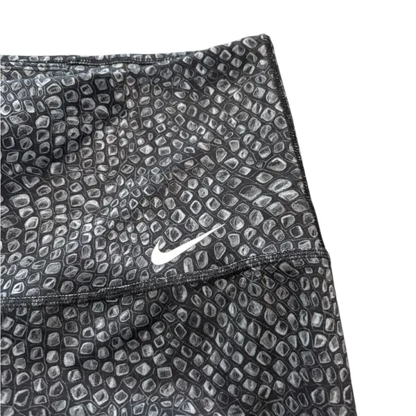 Nike DriFit Women’s Patterned Athletic Shorts Black Gray White L - Image 2