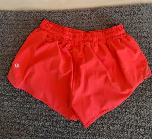 Red Lululemon Low-Rise Hotty Hot 2.5" - Image 2