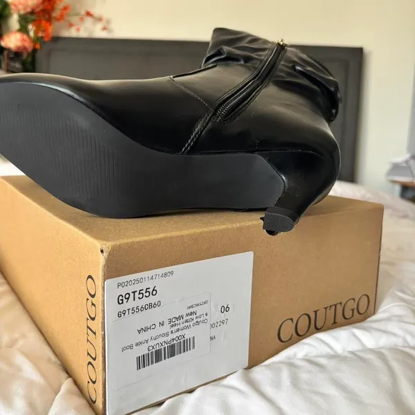 Coutgo Black Leather Ankle Boots Size 6 - Image 4