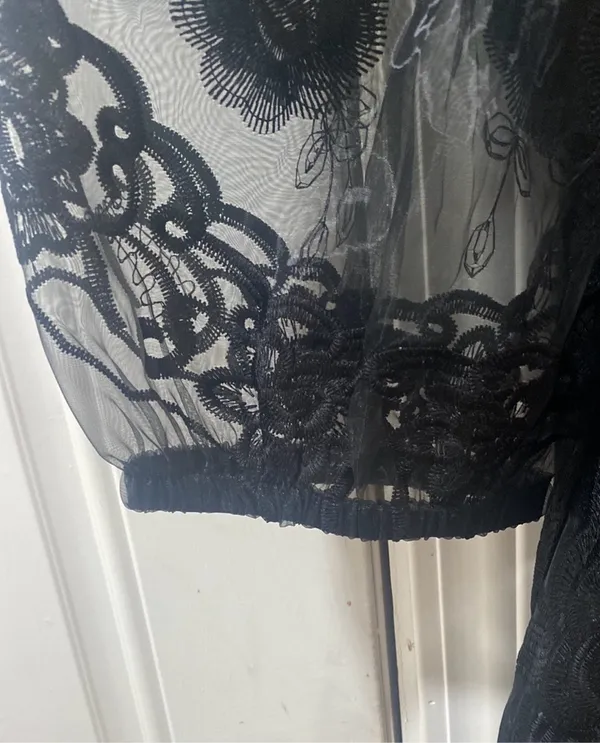 June + vie Black Size L - Image 5