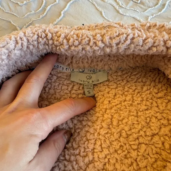Ivory Ella Sherpa 1/4 Zip Pullover - Image 5