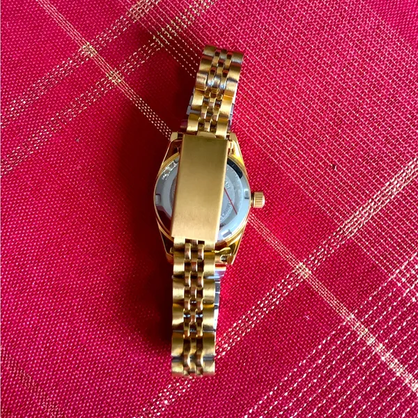 Dressy vintage SUCCESSo ladies watch 🌟🌟🌟🌟 - Image 3