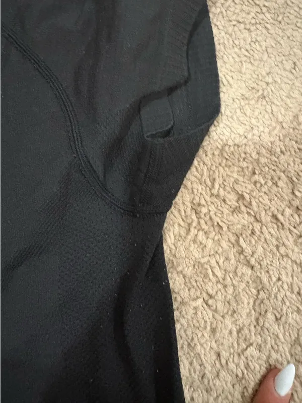 Lululemon Black Swiftly Short Sleeve - Image 5