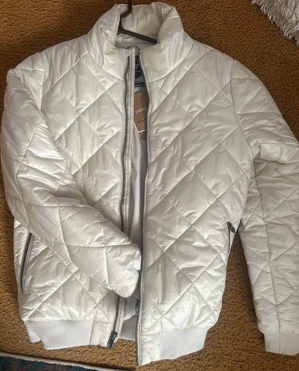Patagonia Prow Bomber Jacket Women’s - Image 2