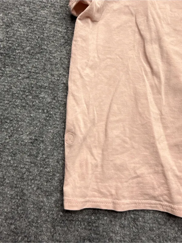Lululemon Women’s Medium Tie-Front Crop Tee Blush Pink - Image 5
