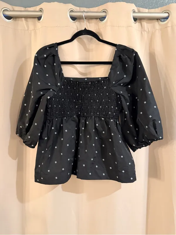 NWT Free Assembly Black Puff-Sleeve Square-Neck Peplum Top - Image 2
