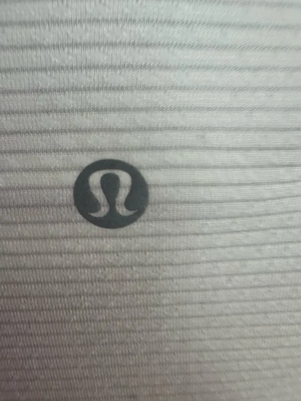 Lululemon Swiftly Tech Short Sleeve - Image 3