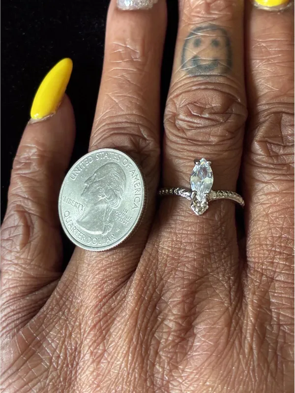 Marquise Clear Stone Ring with Textured Chevron Milgrain Band - Silvertone Sz 8 - Image 7