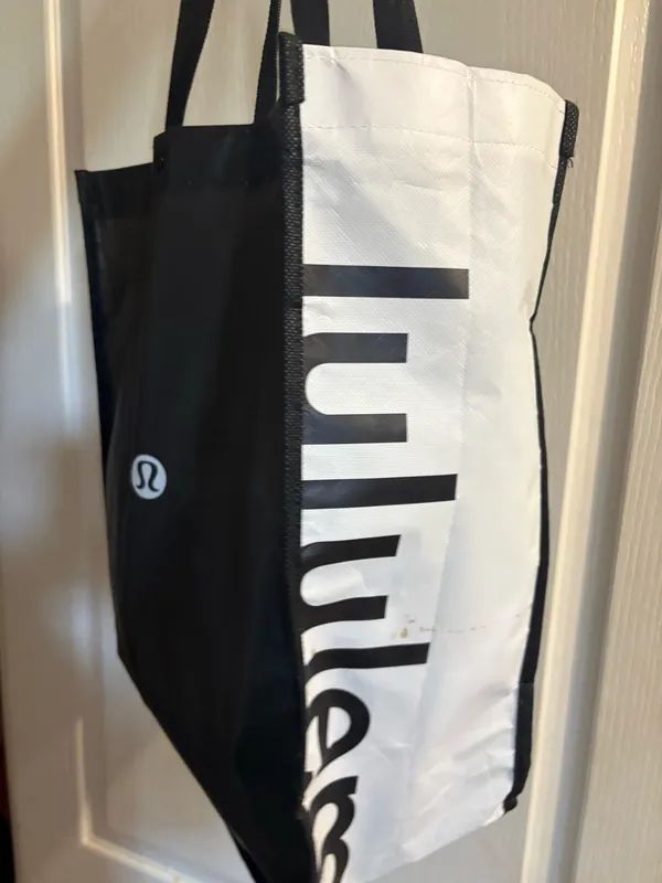 Lululemon Bag Tote - Image 2