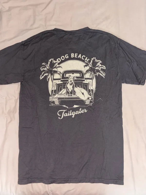 Dog Beach Tshirt Gray Size M - Image 4